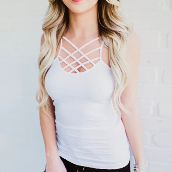 Brand New Classy Fashion Closet Tank Blouse - Picture 3 of 5